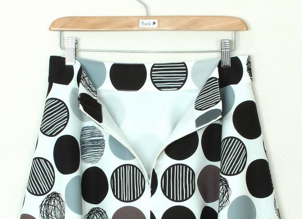 SK-334 กระโปรงแฟชั่น&ทำงาน ทรงย้วย ผ้าคอตต้อนญี่ปุ่นพิมพ์ลายวงกลมกราฟฟิก