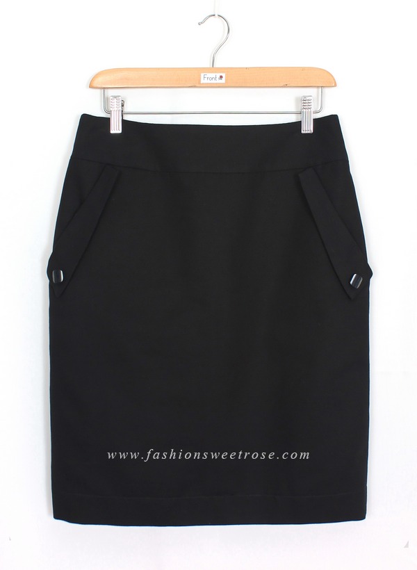 SK-466 กระโปรงทรงสอบ ผ้า OTTO-MAN สีดำ แต่งด้วยกระดุมหรู