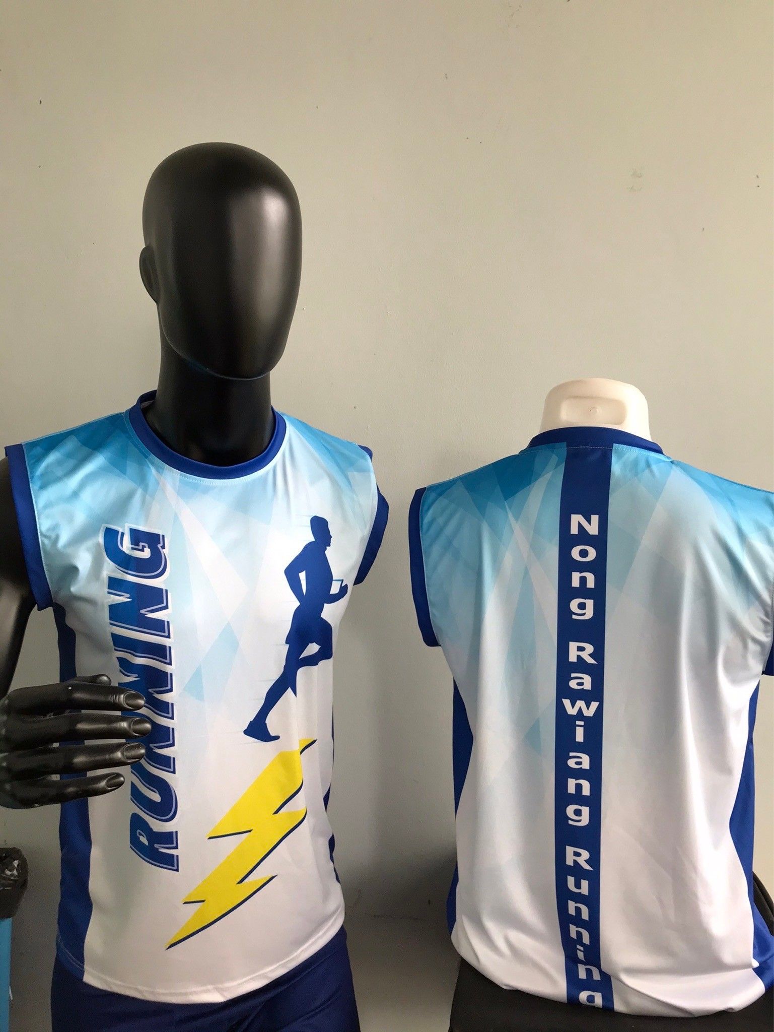 รับผลิตเสื้อกีฬาพิมพ์ลาย แขนกุด