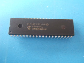 PIC18F452-I/P:Flash 40-pin,8BIT High Performance