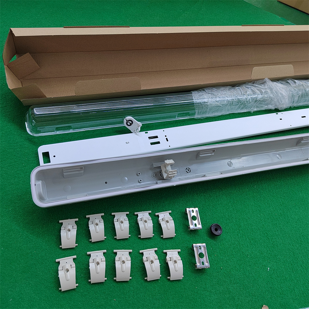 โคมPC & ABS กันน้ำกันฝุ่นIP65 1ดวง เฉพาะโคมเปล่า พร้อมขั้วG13 จำนวน 75 โคม