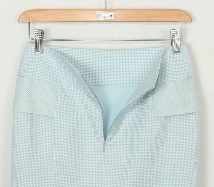 SK-201 กระโปรงแฟชั่น&ทำงาน ทรงสอบ ผ้าคอตต้อนญี่ปุ่นสีฟ้าพิมพ์ลายสก็อตเล็กๆ