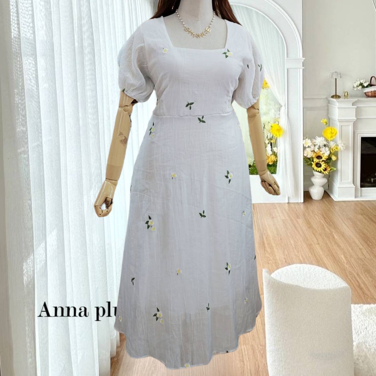 A192 เดรส สาวอวบ ผ้าปักลายดอก ซับในทั้งตัว อกได้ถึง52นิ้ว ออฟไวท์ดอกเหลือง ออฟไวท์ดอกชมพู ฟ้า ชมพู อก40-50นิ้ว