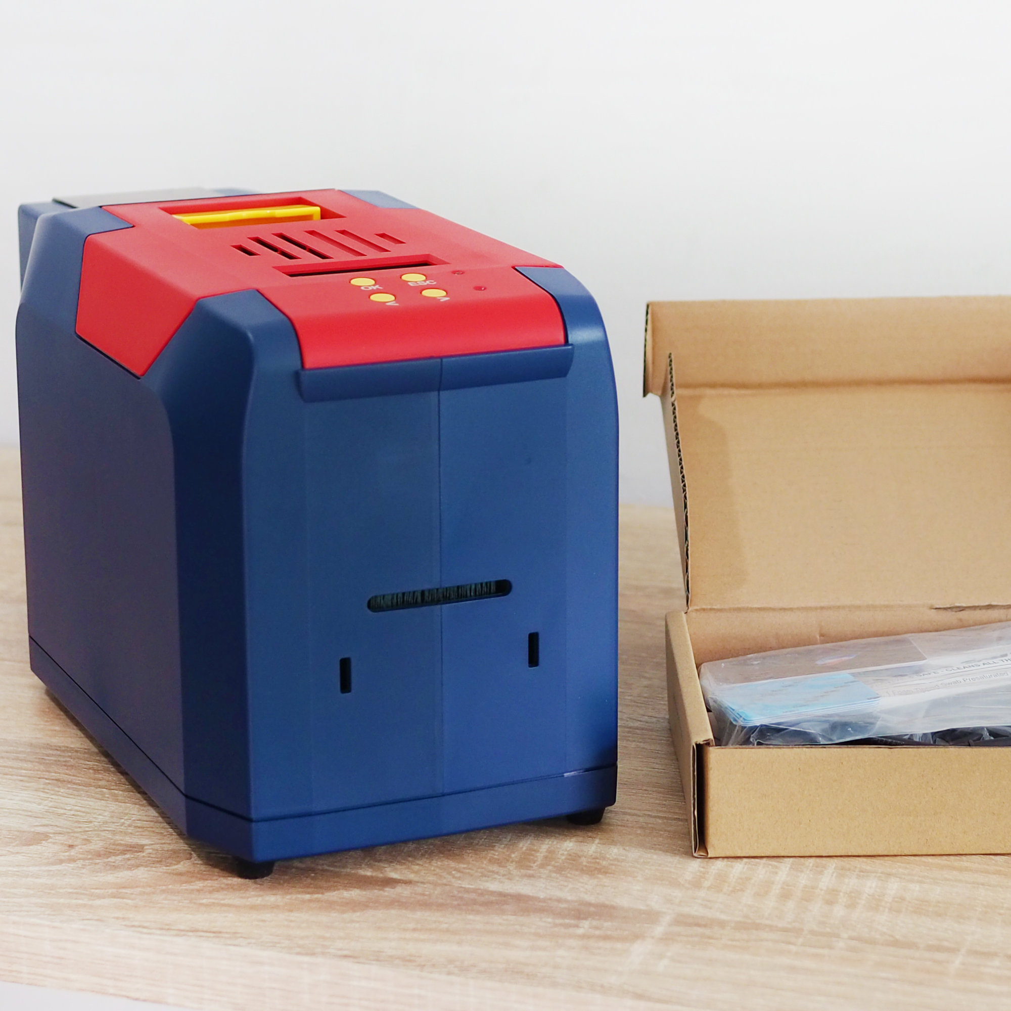 เครื่องพิมพ์บัตรพลาสติก พิมพ์บัตรพนักงาน บัตรข้าราชการ บัตรประจำตัว บัตรนักเรียน แบบสองหน้า Card printer Thermal dye-sublimation direct to card Seaory S22 Dual sided