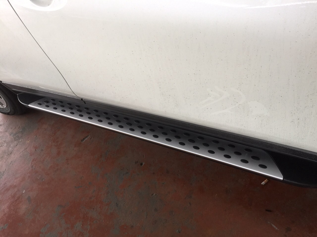 บันได V1 NISSAN X-TRAIL