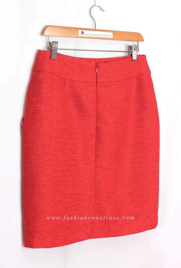 SK-464 กระโปรงทรงสอบ ผ้า CHANEL สี Hot Pink แต่งด้วยกระดุมหรู