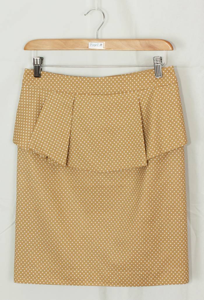 SK-196 กระโปรงแฟชั่น&ทำงาน ทรงสอบ ผ้าคอตต้อนญี่ปุ่นสีน้ำตาลคาลาเมล ด้านหน้ากระโปรงจับจีบระบาย