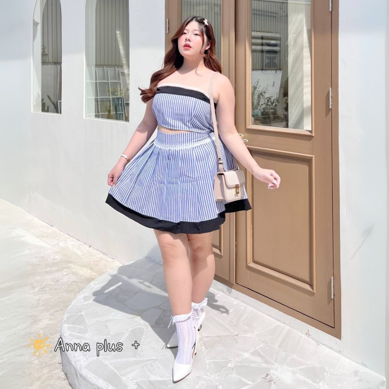 A209 ชุดเซ็ท สาวอวบ เสื้อเกาะอก มาพร้อมกระโปรงจีบรอบตัว อกได้ถึง50นิ้ว