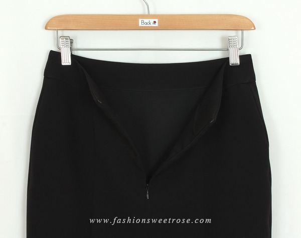 SK-445 กระโปรงแฟชั่น-ทำงาน ทรงสอบ ผ้า Double Twist สีดำ