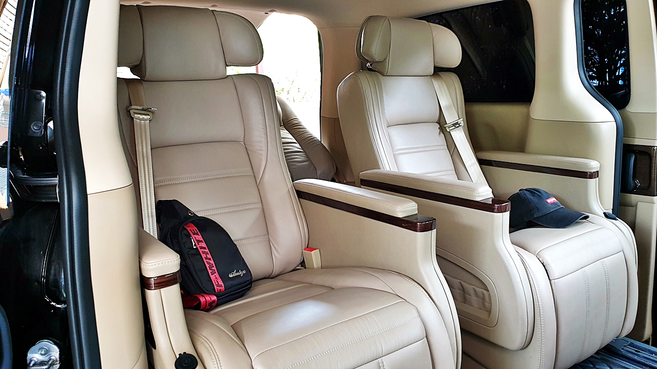 HYUNDAI H-1 ELITE 2019 ลูกค้าเขตกรุงเทพ [เบาะVIP,เบาะท้ายหนัง,เคาเตอร์,พรม]-ฐ2960