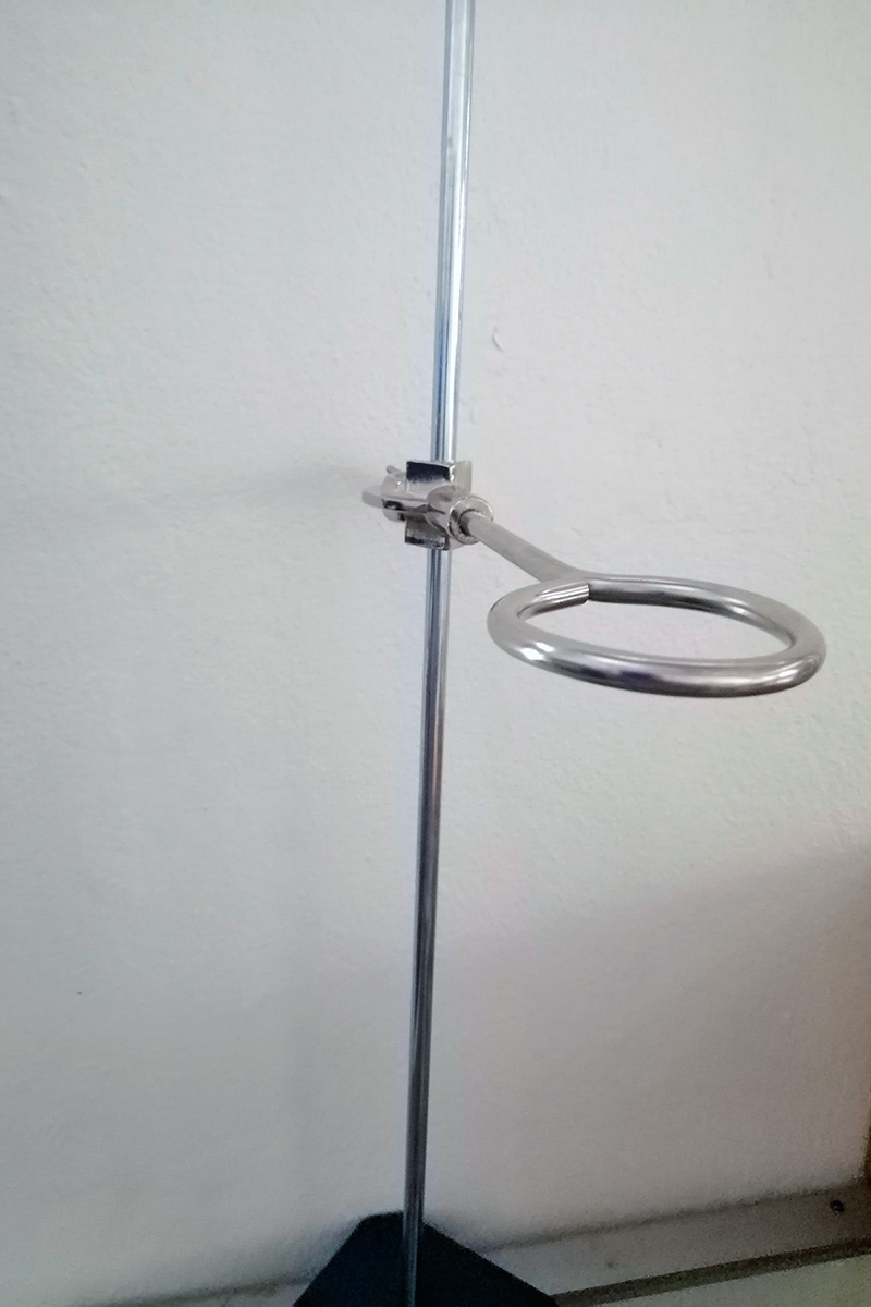 วงแหวนสแตนเลสพร้อมบอสเฮดขนาด 5 เซนติเมตรสำหรับใส่กรวยแยกสาร