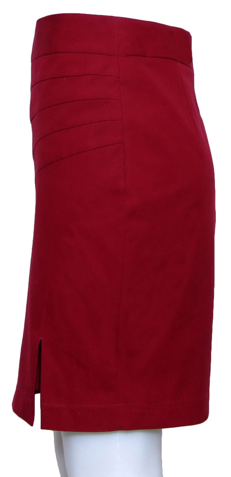 SK-085 กระโปรงทรงสอบ ผ้าคอตต้อนญี่ปุ่นผสมสเปนเดกสีแดงเลือดหมู ด้านหน้าเย็บแบบตัดต่อผ้า