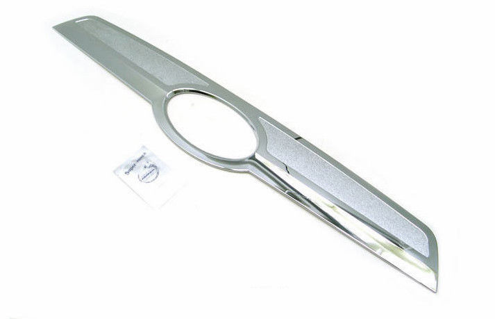 ครอบโลโก้โครเมี่ยมรถยนต์ฮุนได HYUNDAI H-1 STAREX