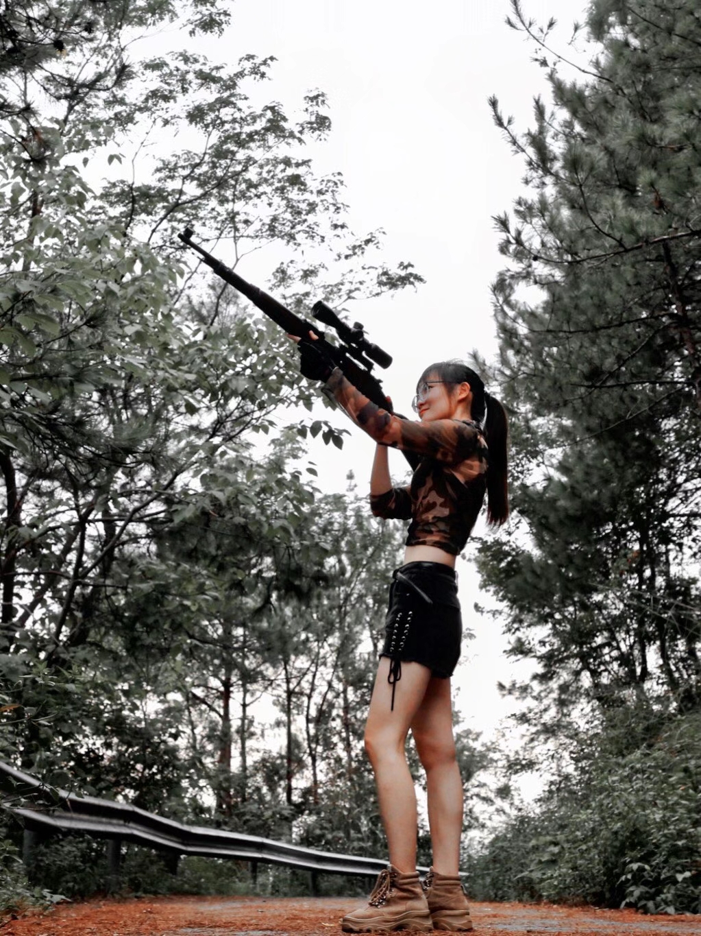 กล้องติดปืน กันน้ำ กันกระแทก T-EAGLE MR PRO 4-16X44 SF FFP SCOPE เส้นเล็งขยายตามซูม