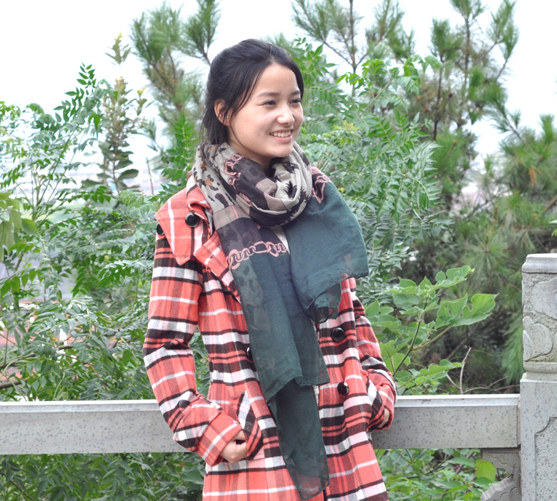 ผ้าพันคอ/คลุมไหล่ Polyester พิมพ์ลายเสือ ขนาด 180cmx110cm(70-7/8"x43-1/4") 1 ชิ้น