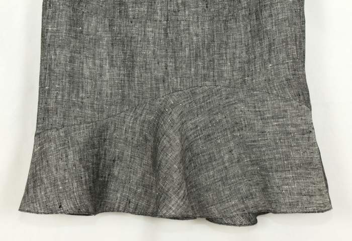 SK-221 กระโปรงแฟชั่น&ทำงาน ทรงย้วย ผ้าลินินญี่ปุ่นเชมเบ้ โทนดำ