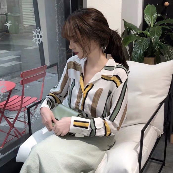 เสื้อเชิ้ตลายทางหลากสี