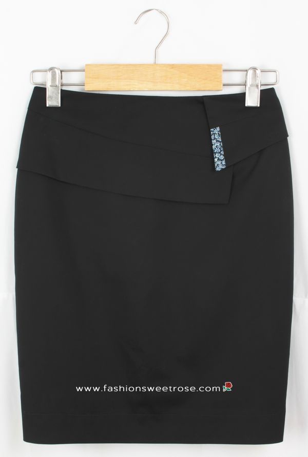 กระโปรงแฟชั่น&ทำงาน กระโปรงทรงสอบผ้าคอตต้อนญี่ปุ่นสีดำ ตัดแต่งด้วยผ้า 2 ชิ้น / SK-109