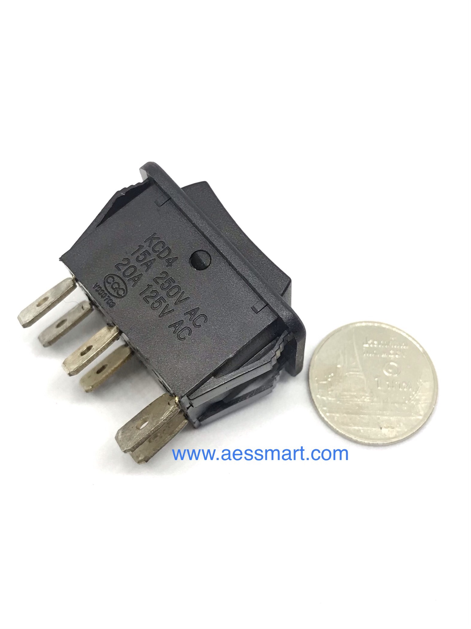 สวิตซ์ On-Off-On เด้งกลับ 6 ขา 2.5cm.x3.2cm.