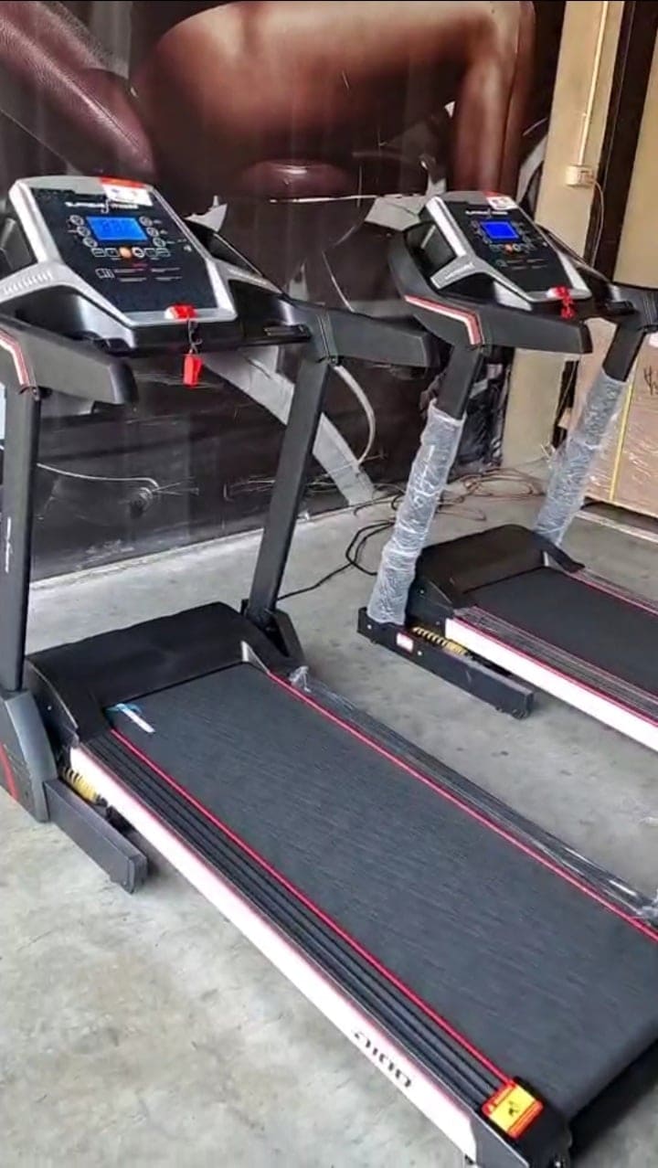 ลู่วิ่งไฟฟ้า Supreme Fitness D100 / 3 HPP