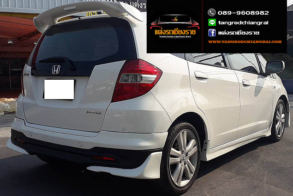 ชุดแต่ง Modulo JAZZ 2011