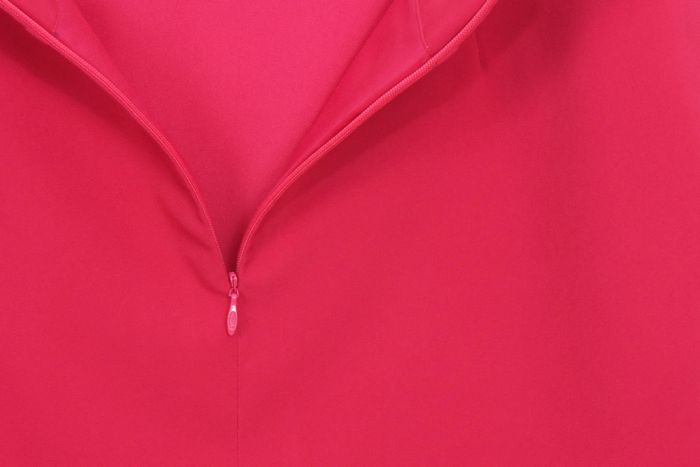 กระโปรงแฟชั่น&ทำงาน กระโปรงทรงสอบ ผ้าไหมอิตาลีสีบานเย็น ชายกระโปรงตีเกร็ดแต่งด้วกระดุม / SK-228