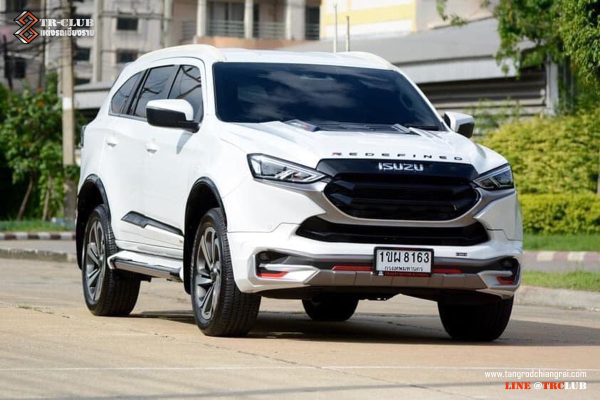 ชุดแต่งสเกิร์ตรอบคัน REDEFINED สำหรับ Mu-X 2021