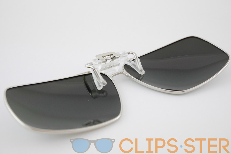 คลิปออนกันแดด Clipsster รุ่น Trapster เลนส์เงินปรอท