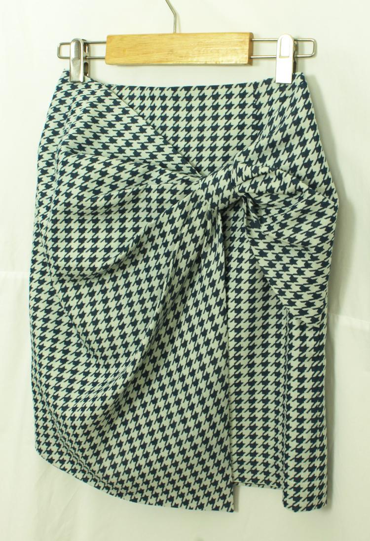 SK-141 กระโปรงแฟชั่น&ทำงาน ทรงสอบ ผ้าคอตต้อนพิมพ์ลายชิโนริโทนสีน้ำเงิน