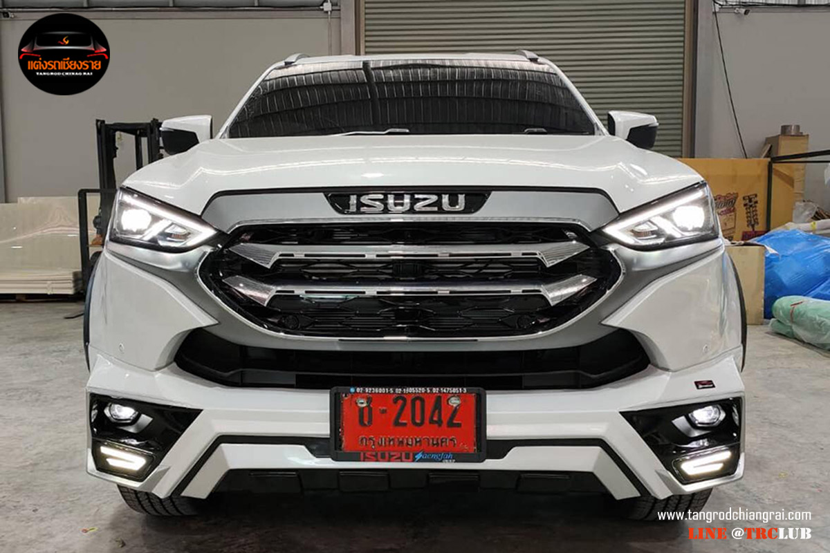 ชุดแต่งสเกิร์ตรอบคัน RIDER M V2 สำหรับ Mu-X 2021