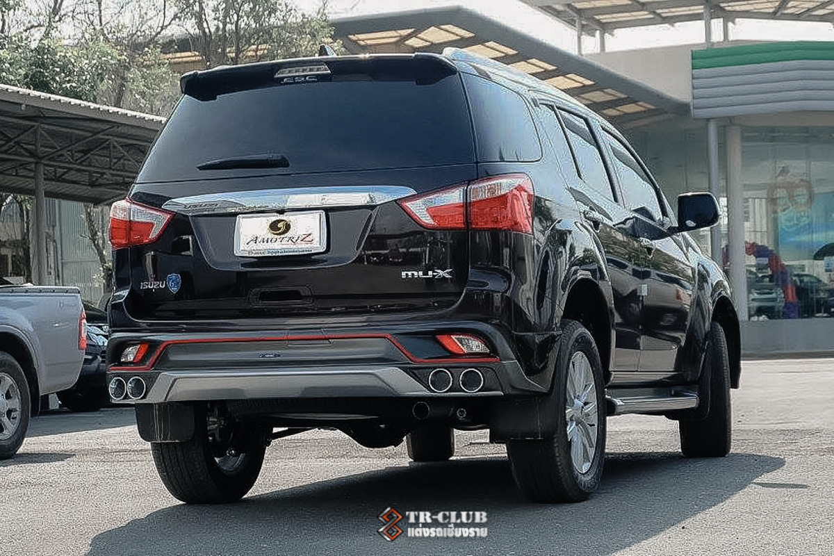 ชุดแต่งสเกิร์ตรอบคัน AMOTRIZ V2 MU-X 2017-2019