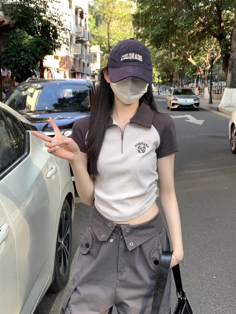 ACHI Zipper tee เสื้อสตรีทไหมพรมแต่งซิป