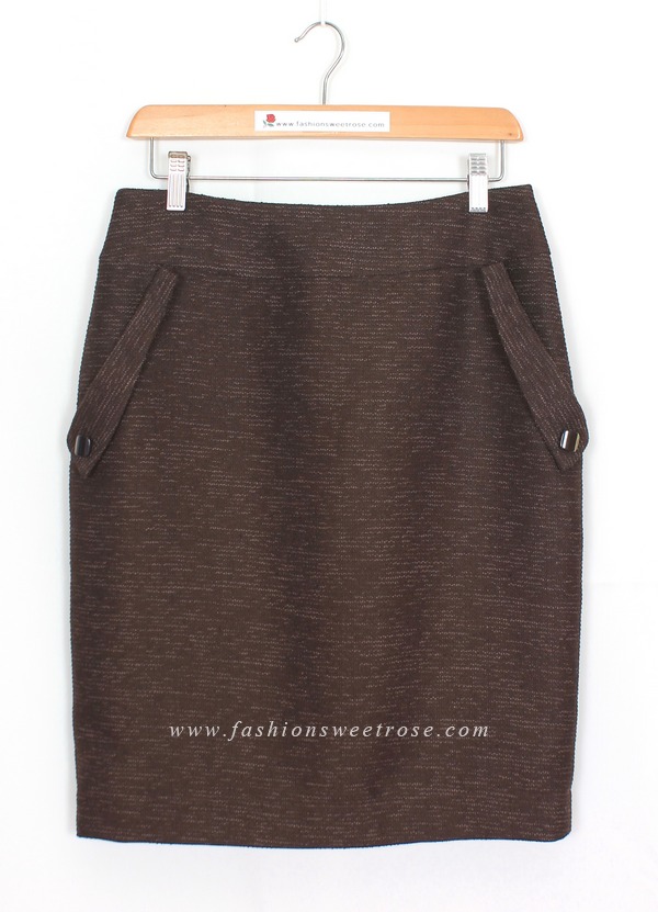 SK-463 กระโปรงทรงสอบ ผ้า CHANEL สีน้ำตาลเข้ม แต่งด้วยกระดุมหรู