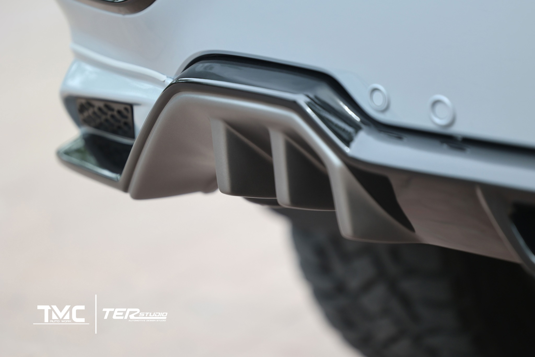 ชุดแต่งสเกิร์ตรอบคัน VAZOOMA-RS ( RS ) MU-X 2025