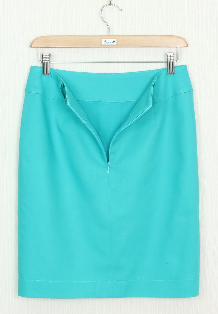 SK-242 กระโปรงแฟชั่น&ทำงาน ทรงสอบแบบผ่าหน้า ผ้าคอตตอนญี่ปุ่น สีฟ้าเทอร์คอยซ์