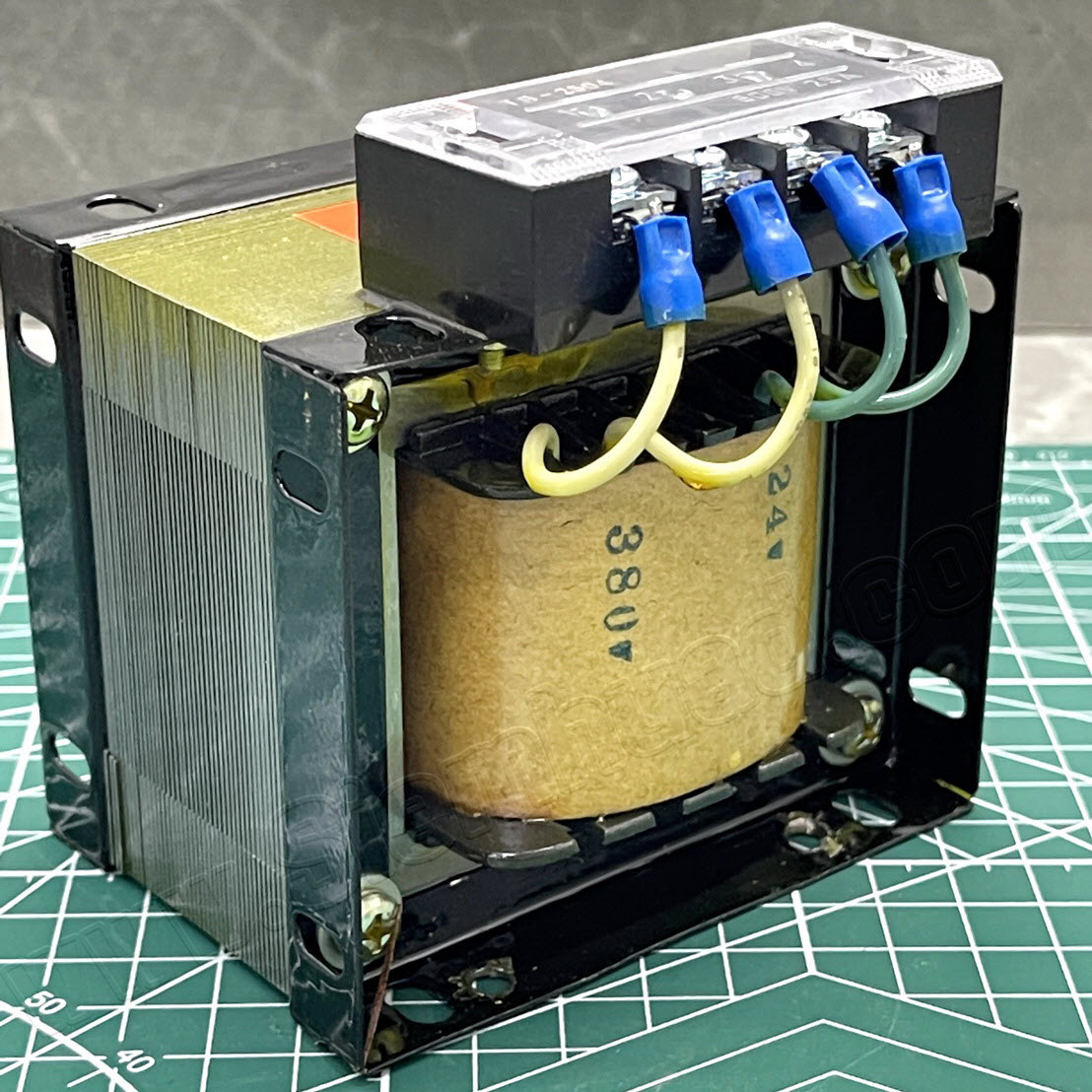 หม้อแปลงไฟฟ้า หม้อแปลงเปลือย Electric Transformer Converter (HENRY) INPUT 380VAC, OUTPUT 24VAC ขนาด 5A