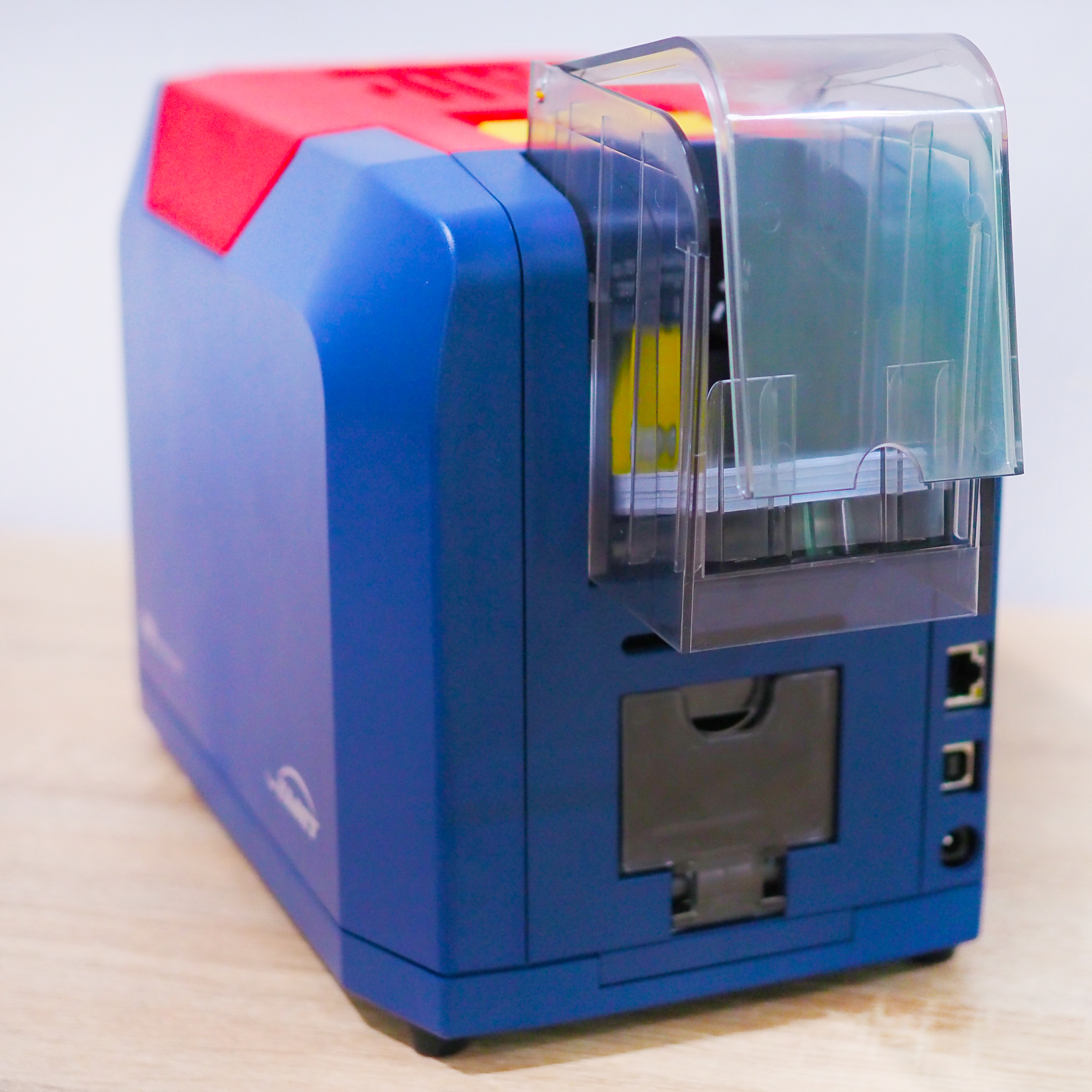 เครื่องพิมพ์บัตรพลาสติก เครื่องพิมพ์บัตรพนักงาน บัตรข้าราชการ บัตรประจำตัว บัตรนักเรียน Card printer Thermal dye-sublimation direct to card Seaory S21