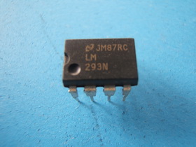 LM293 : 2V to 36V, Dual Differential Comparators