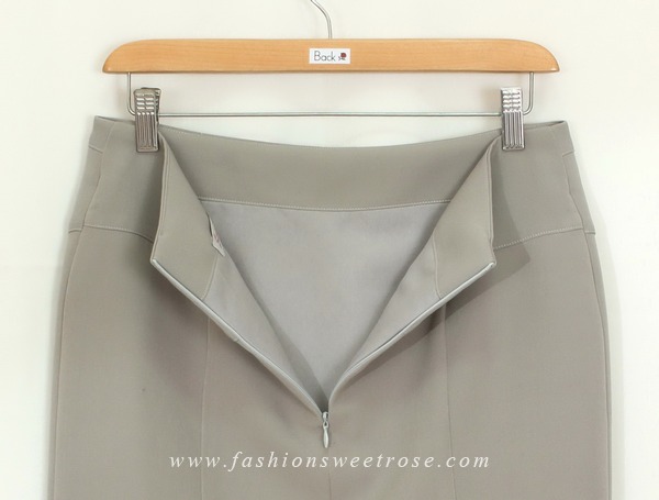 SK-449 กระโปรงทรงสอบ ผ้า Double Twist สีเทา