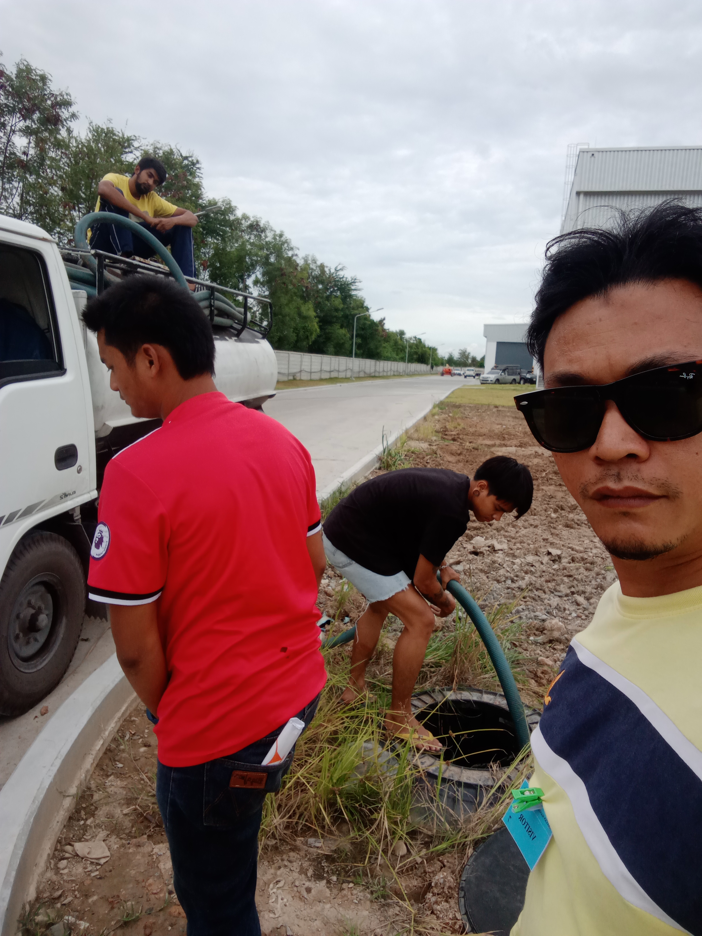 ดูดส้วมสูบส้วม