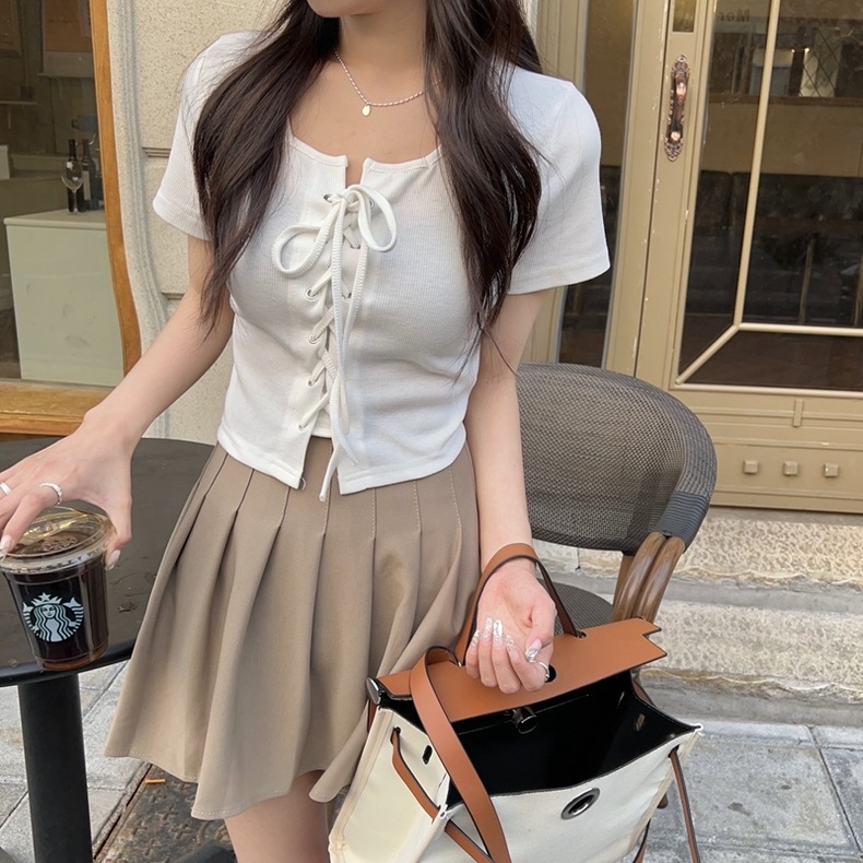 Kumi knit crop tee ครอปไหมพรมผูกเชือก