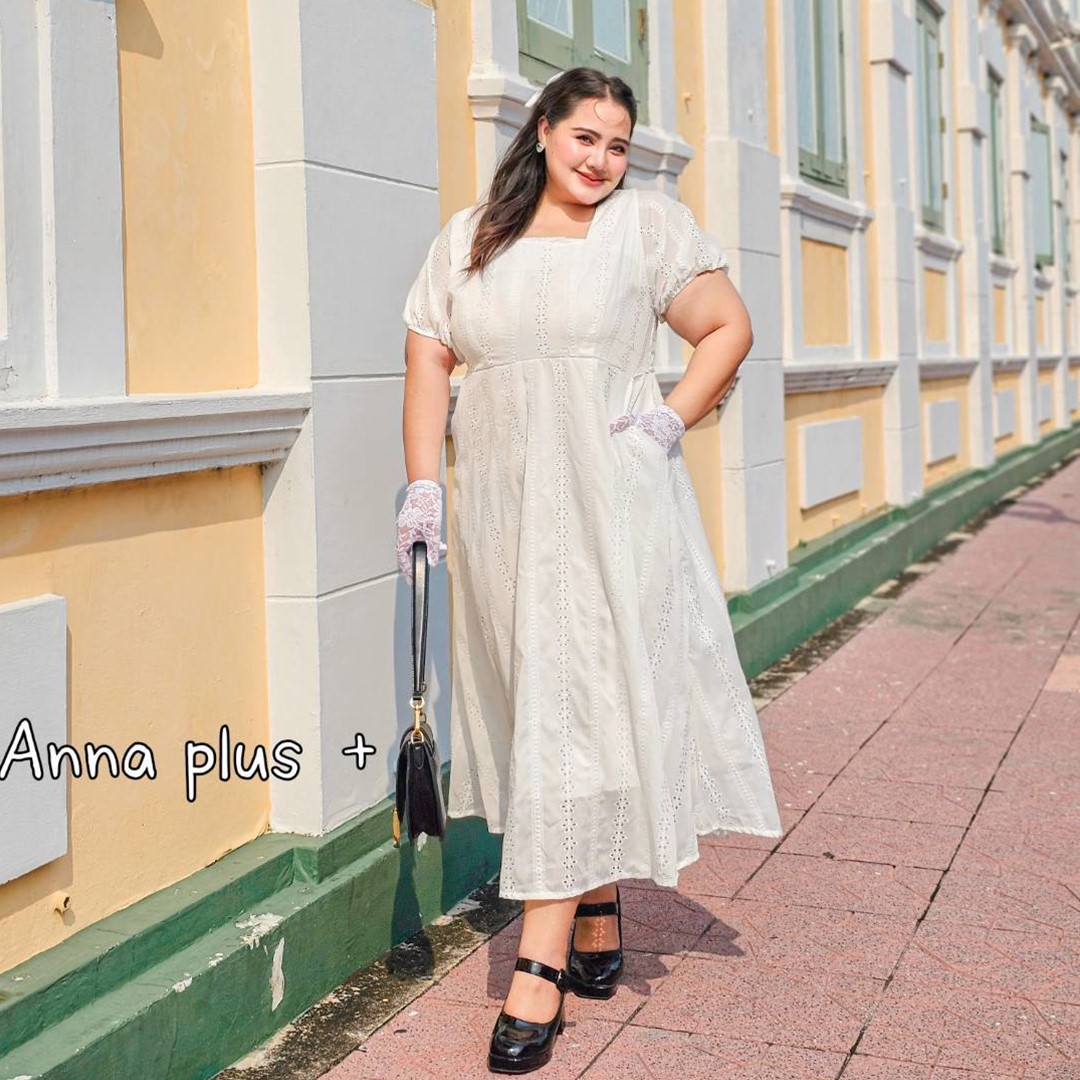 A172 เดรส สาวอวบ สไตล์วินเทจ อกได้ถึง52นิ้ว หน้าผ้า54นิ้ว ออฟไวท์ อกได้ถึง50นิ้ว