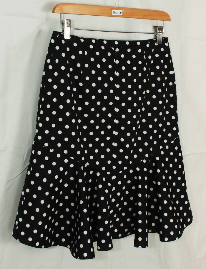 SK-198 กระโปรงแฟชั่น&ทำงาน ทรงย้วย ผ้าคอตต้อนญี่ปุ่นสีดำ Polka Dot Black