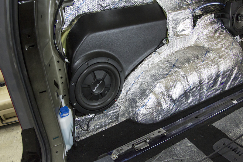ตู้ซับรถฮุนได hyundai h-1 starex elite deluxe touring