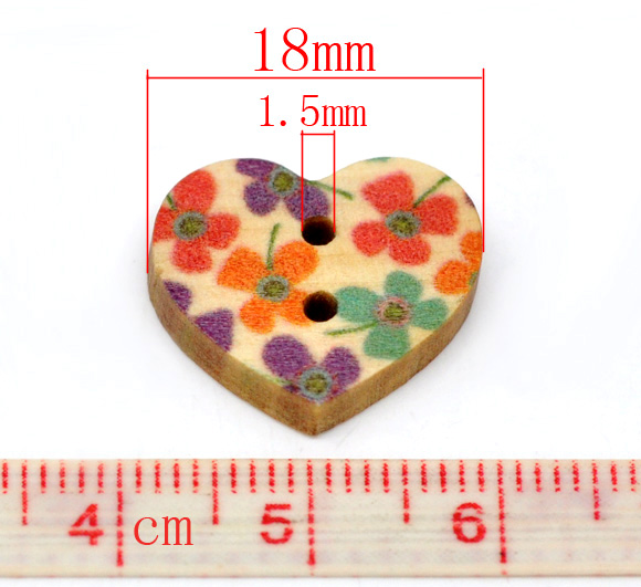 กระดุมไม้ 2 รูรูปหัวใจเพ้นท์ลายดอกไม้หลากสี ขนาด 18*15mm. คละสี 50 เม็ด