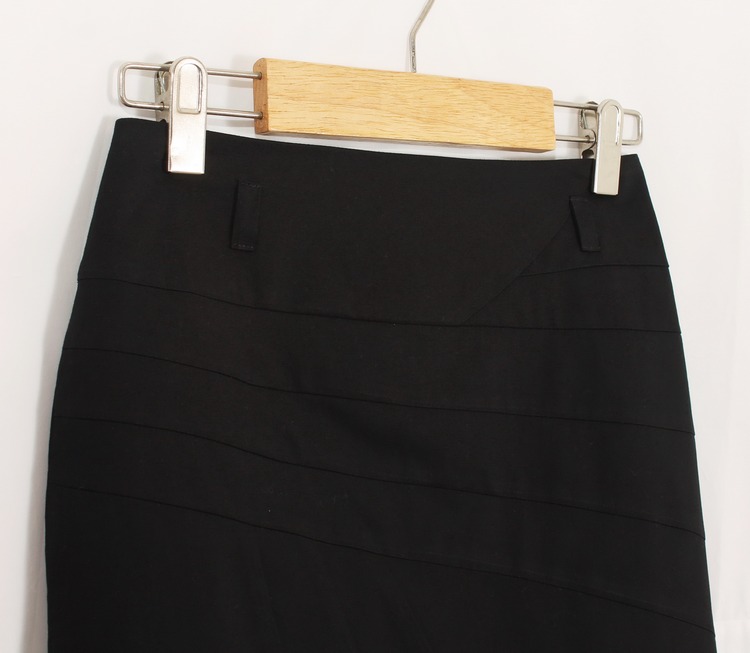 SK-129 กระโปรงแฟชั่น&ทำงาน ทรงสอบแบบตัดต่อ ผ้าคอตต้อนญี่ปุ่น สีดำ