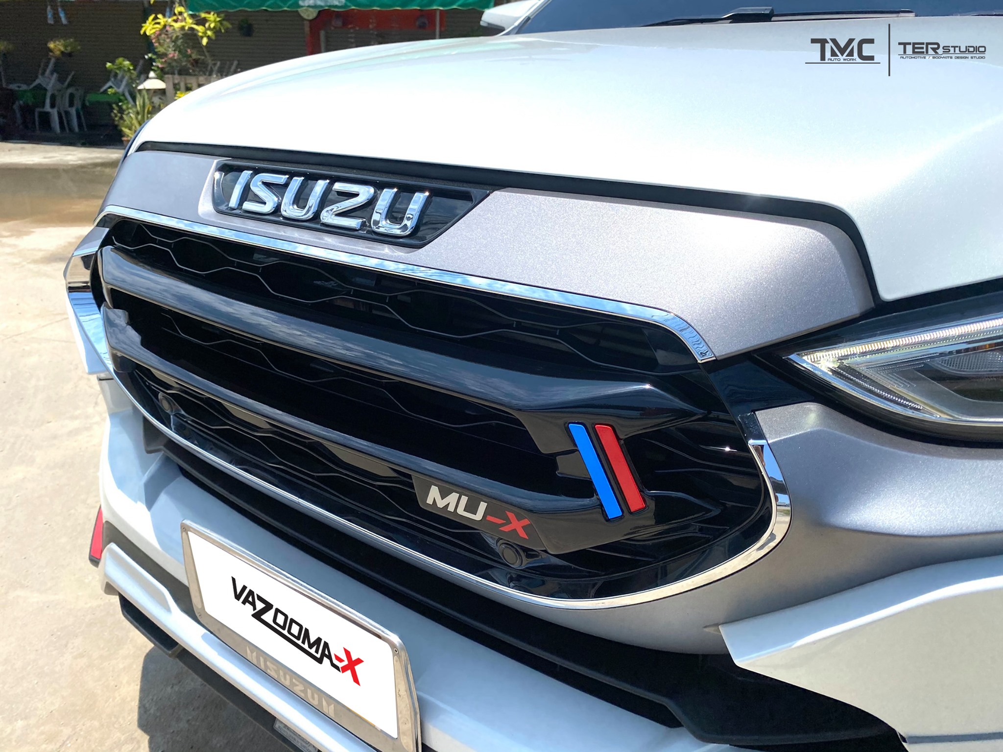 ชุดแต่งสเกิร์ตรอบคัน VAZOOMA-X สำหรับ Mu-X 2021