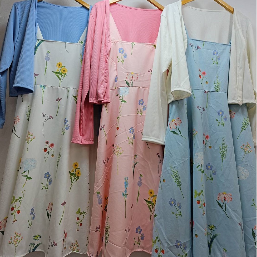 A165 เดรส สาวอวบ สม็อคหลัง มาพร้อมเสื้อคลุมจะรับเดรสอย่างเดียวก็ได้ ขาว ชมพู ฟ้า อก40-50นิ้ว