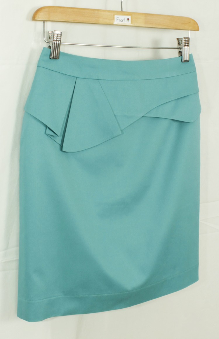 กระโปรงแฟชั่น&ทำงาน ทรงสอบจับจีบซ้อนกัน ผ้าคอตต้อนสีฟ้า / SK-101