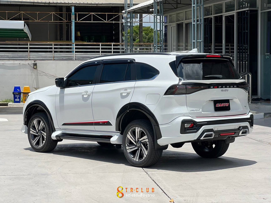 ชุดแต่งสเกิร์ตรอบคัน Emperor M II (Active, Altimate Elegant) MU-X 2025